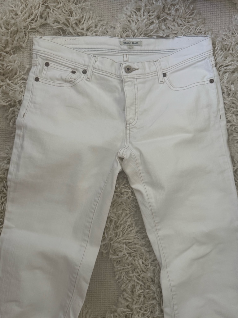 Women's Classic White Jeans